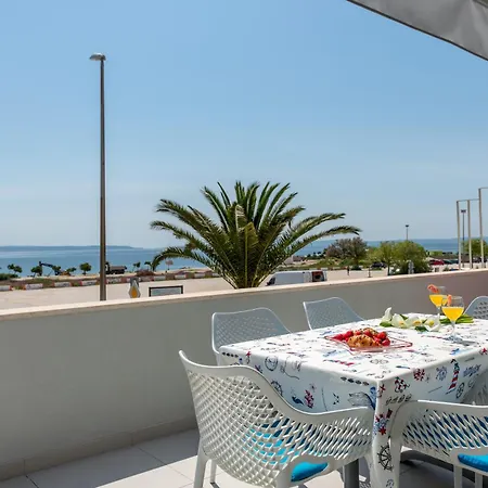 Beachfront Znjan * سبليت