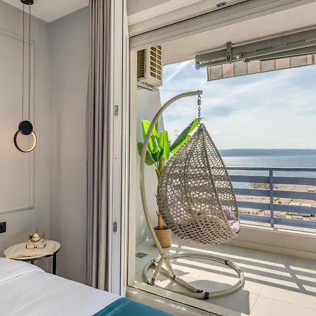 Beachfront Znjan Apartament