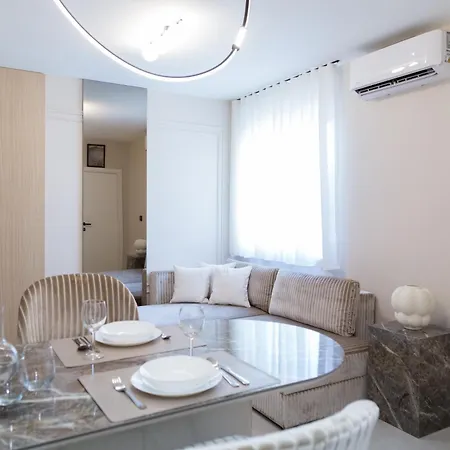 Apartament Beachfront Znjan Split